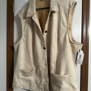 Women's Cream Sleeveless Jacket